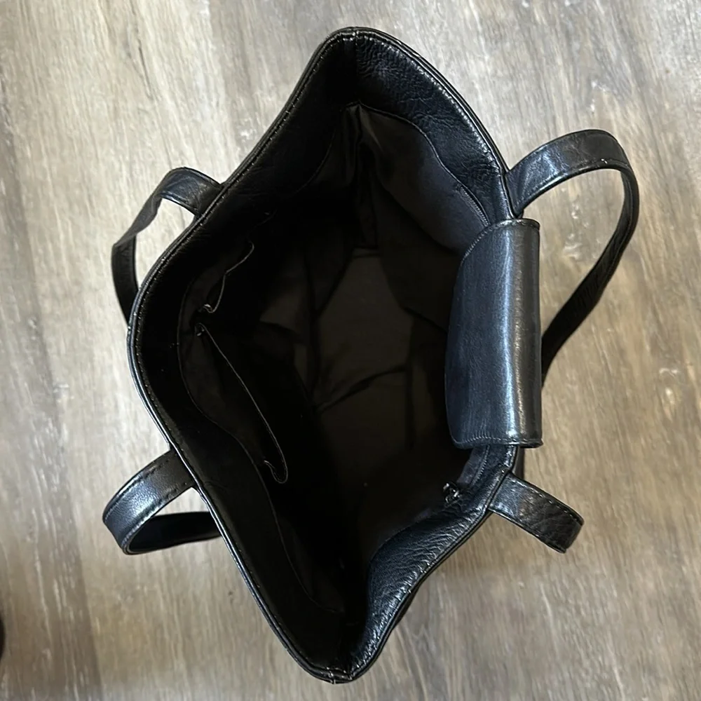 J Jill Leather Shoulder Bag 💼